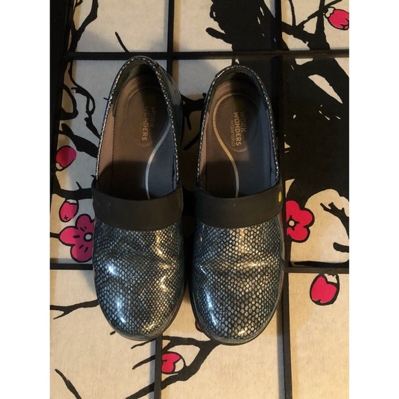 dansko work wonder shoes